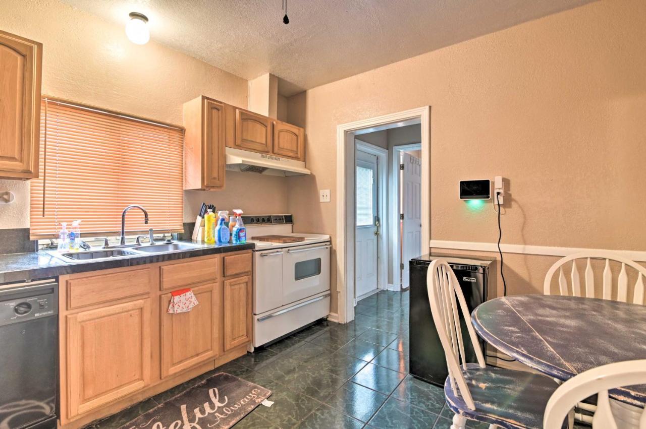 Pet-Friendly Auburndale House With Lake Views! Kültér fotó