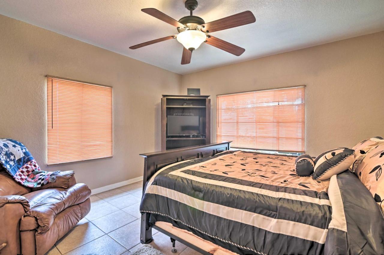 Pet-Friendly Auburndale House With Lake Views! Kültér fotó