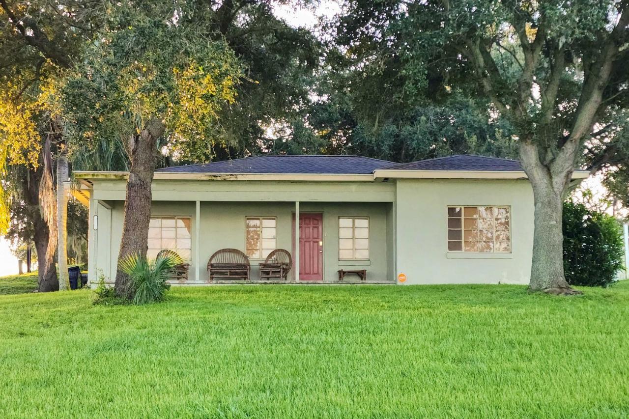 Pet-Friendly Auburndale House With Lake Views! Kültér fotó
